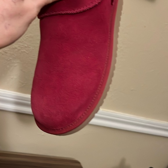 KOOLABURRA BY UGG SHORT BOOT IN BERRY RED - Picture 14 of 16